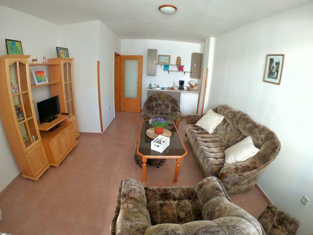 Apartment In St. Vlas With Terrace 스베티 블라스 외부 사진